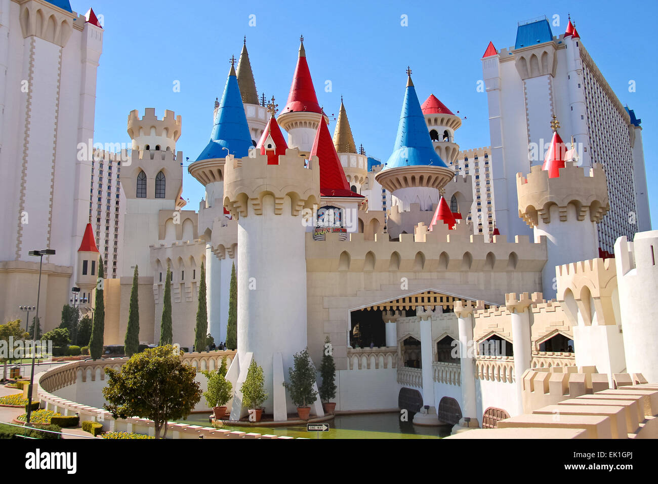 Las Vegas, Nevada, USA - 21. Oktober 2013: Die Excalibur Hotel and Casino in Las Vegas. Excalibur wurde 1990 eröffnet und bietet nun seinen Kunden 100.000 qm Casino mit über 1700 Spielautomaten Stockfoto