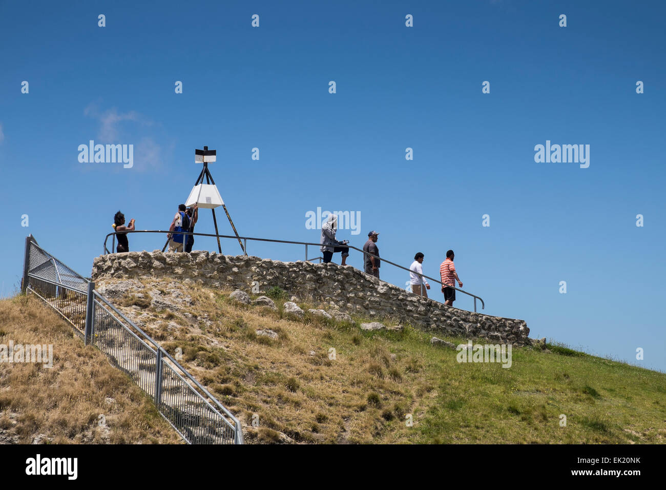 Besucher auf dem Gipfel des Te Mata in Neuseeland. Stockfoto