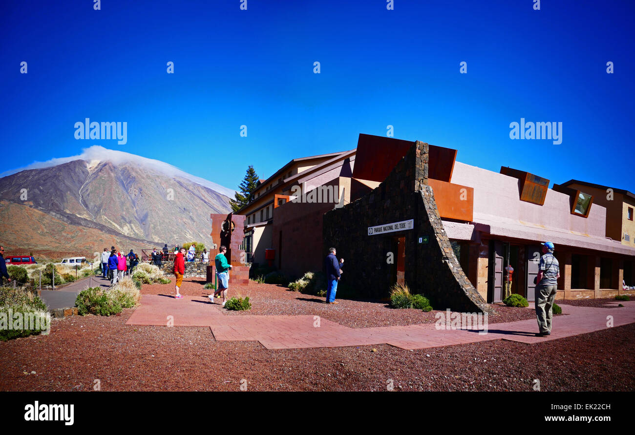 Parkplatz im Tourist Informationscenter Mt Teide Parque Nacional del Teide Teneriffa Insel Kanaren Spanien Stockfoto