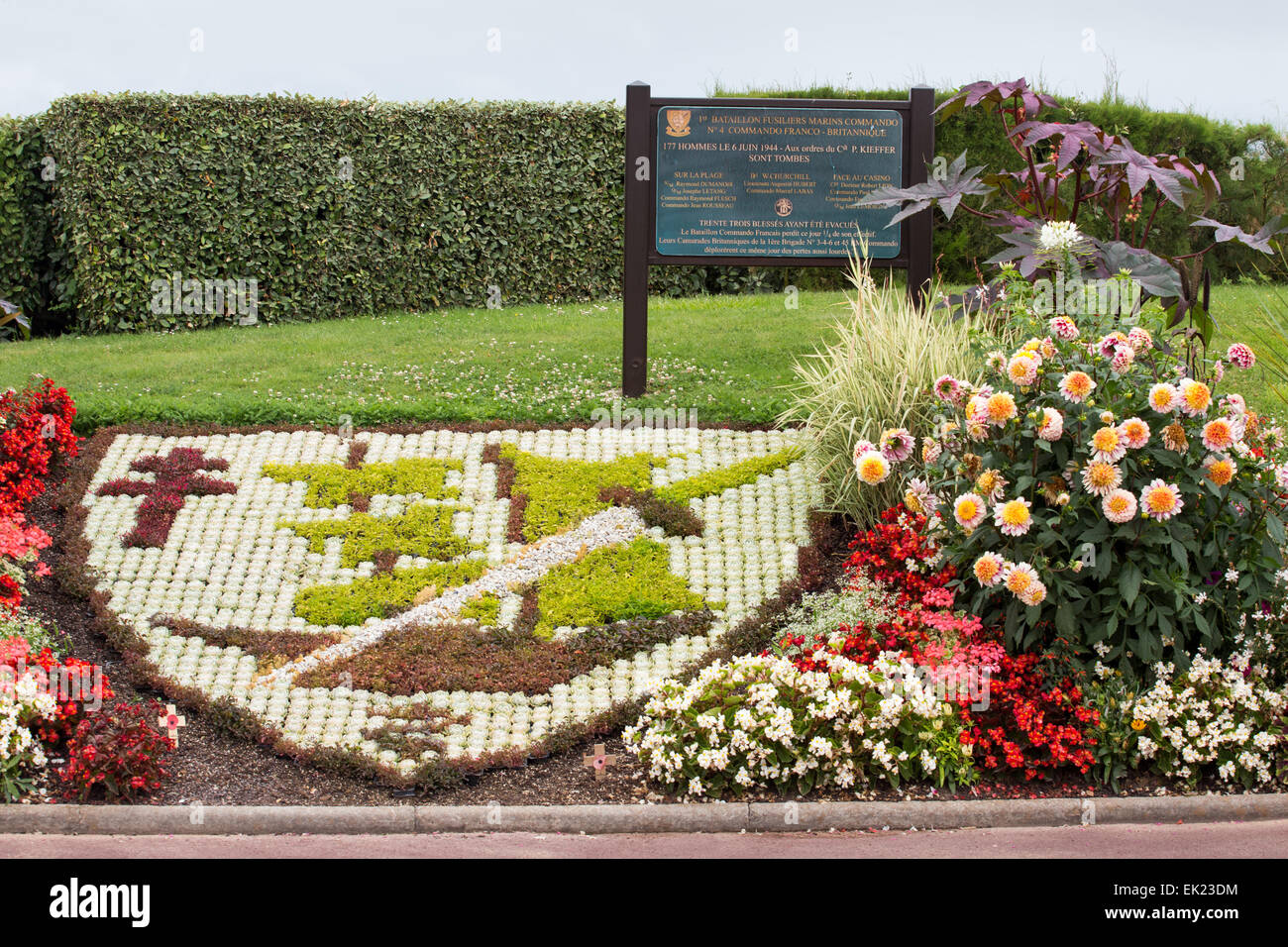 Die Flamme-Denkmal am Sword Beach, Ouistreham, Normandie, Frankreich. Stockfoto