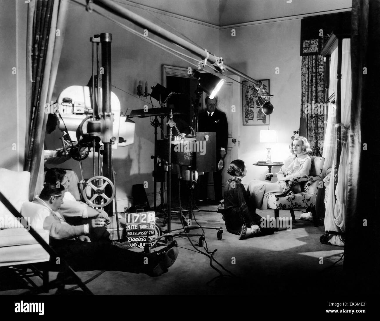 Regisseur Richard Boleslawski Kameramann William Daniels so Yong Greta Garbo des Films "The Painted Veil" Set-1934 Stockfoto