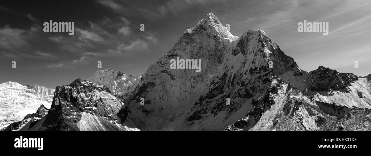 Ama Dablam Berg, Everest base camp Trek, Sagarmatha National Park, UNESCO-Weltkulturerbe, Solu Khumbu Bezirk, Khumbu Stockfoto