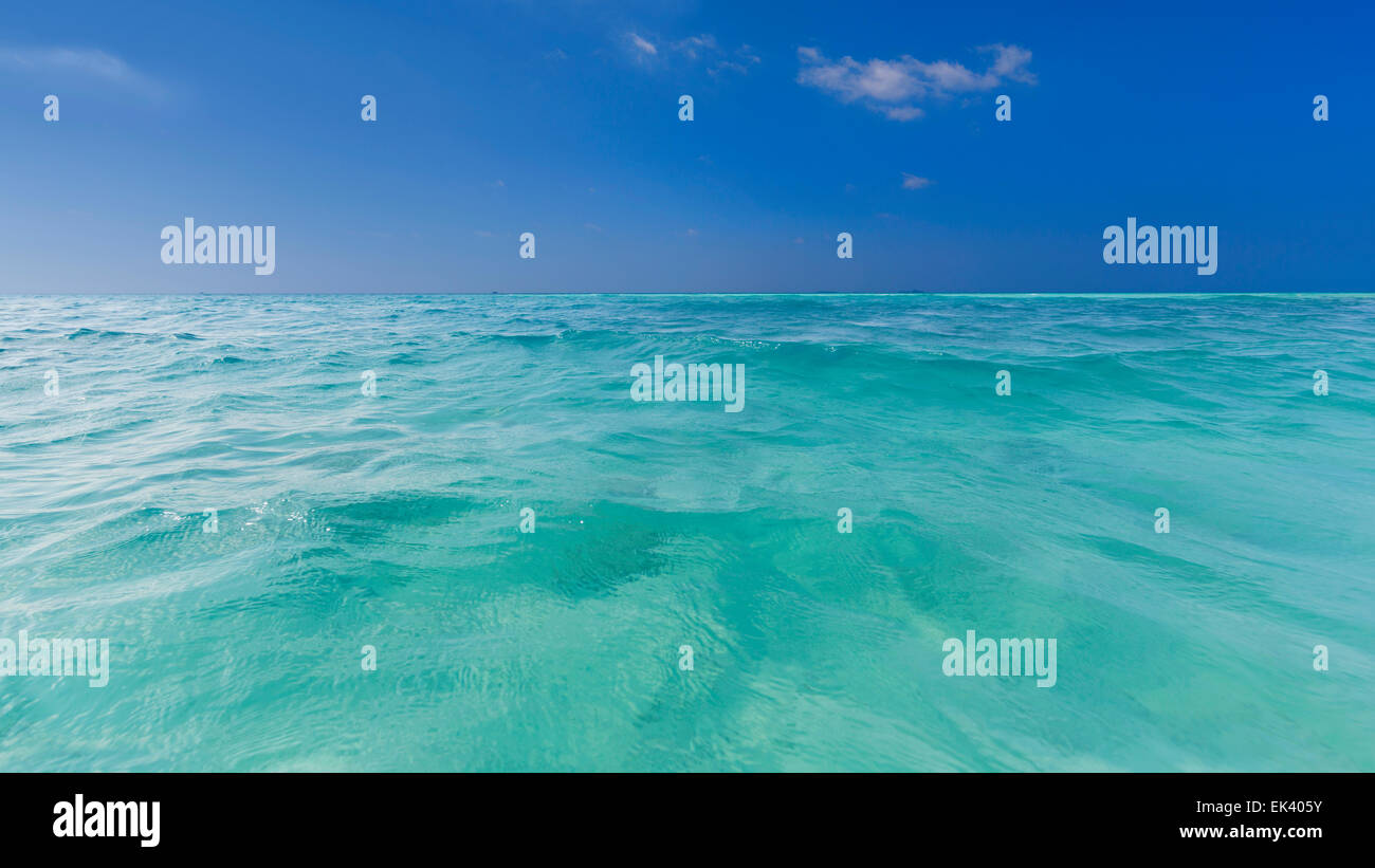 Wunderschönen tropischen Insel Strand auf den Malediven Stockfoto