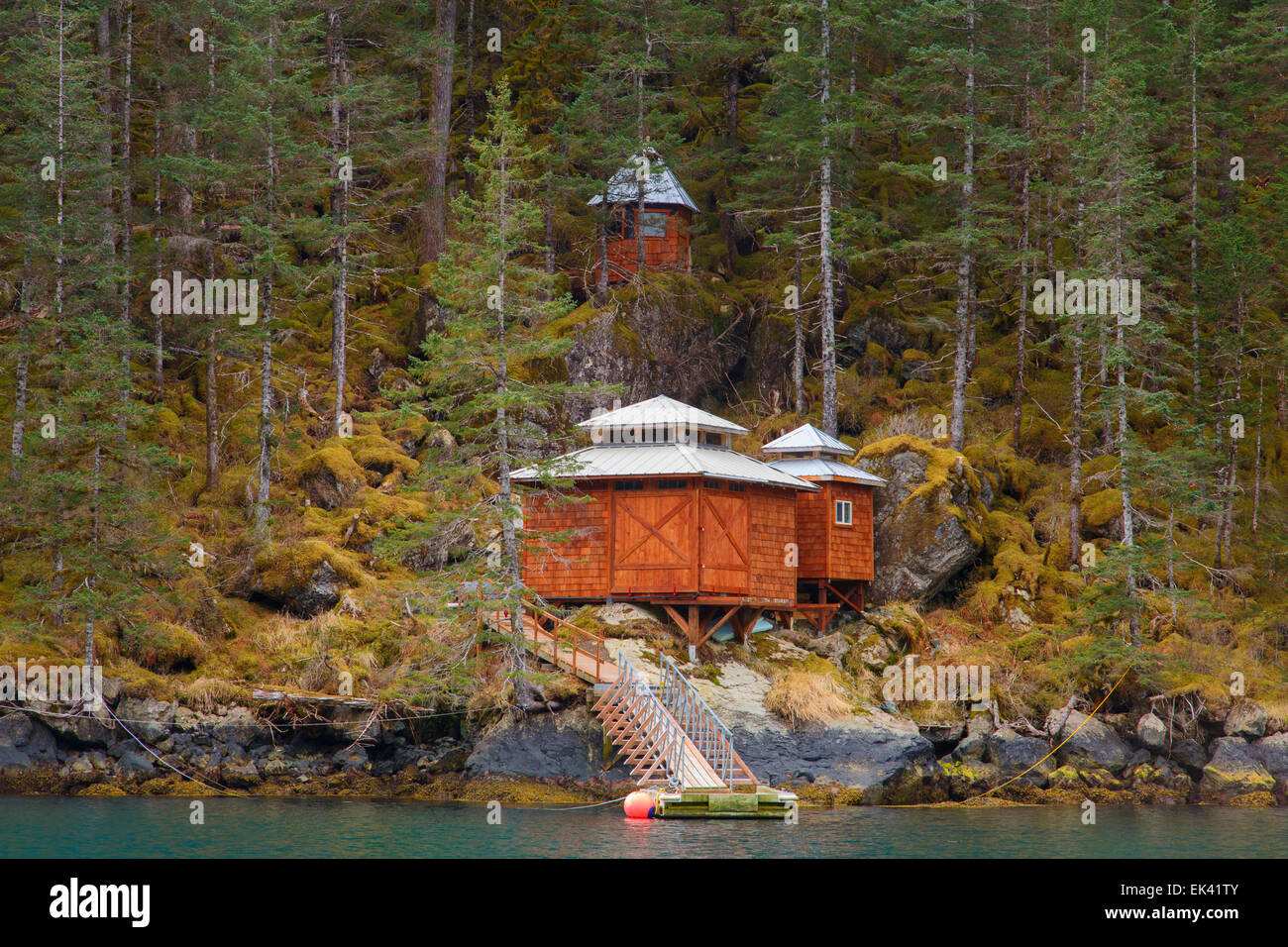 Jurte Hütte im abgelegenen Resurrection Bay, Seward, Alaska Stockfotografie Alamy