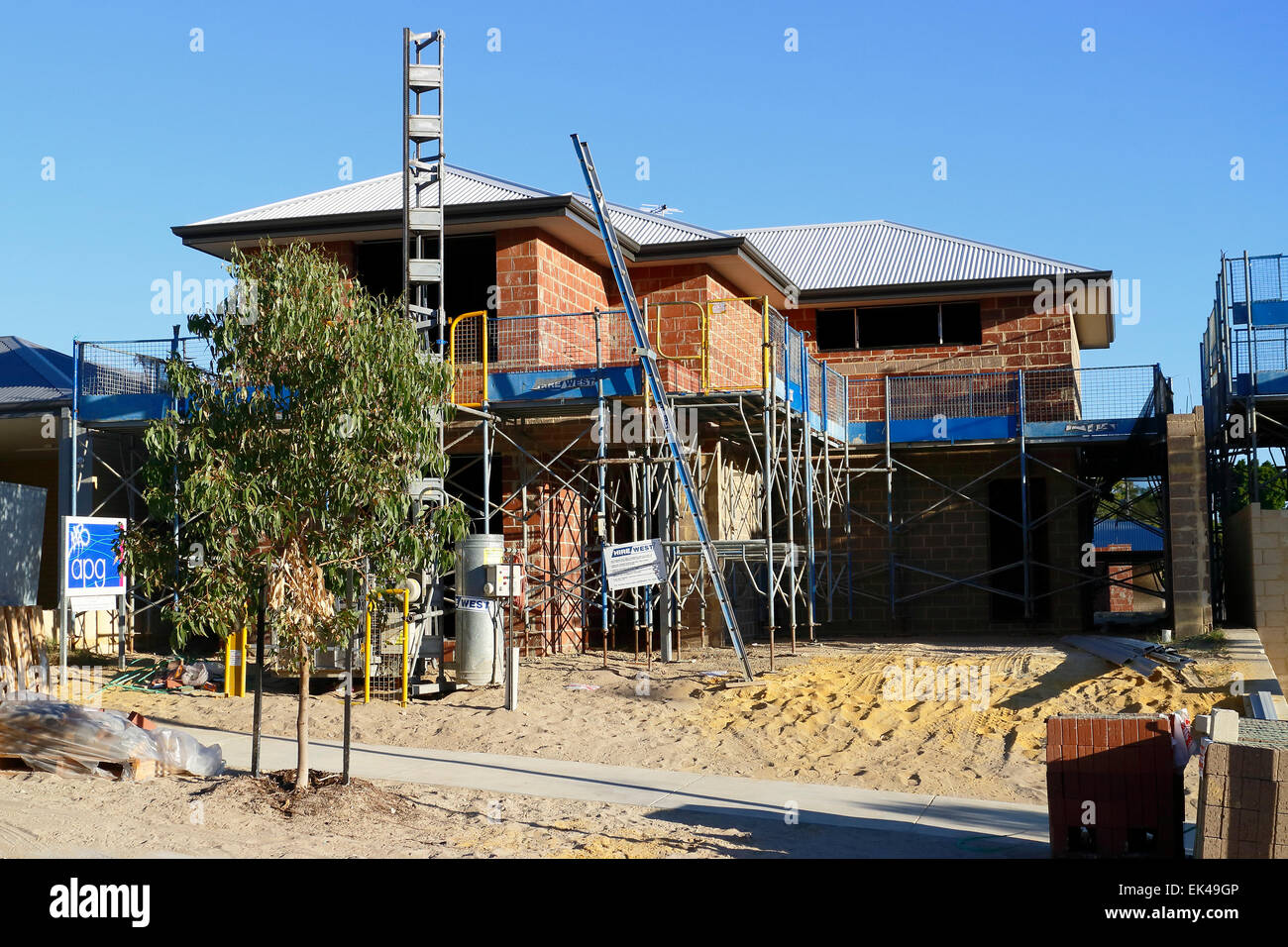 Neues zweistöckiges Haus in einem Vorort von Perth, Western Australia gebaut. Stockfoto