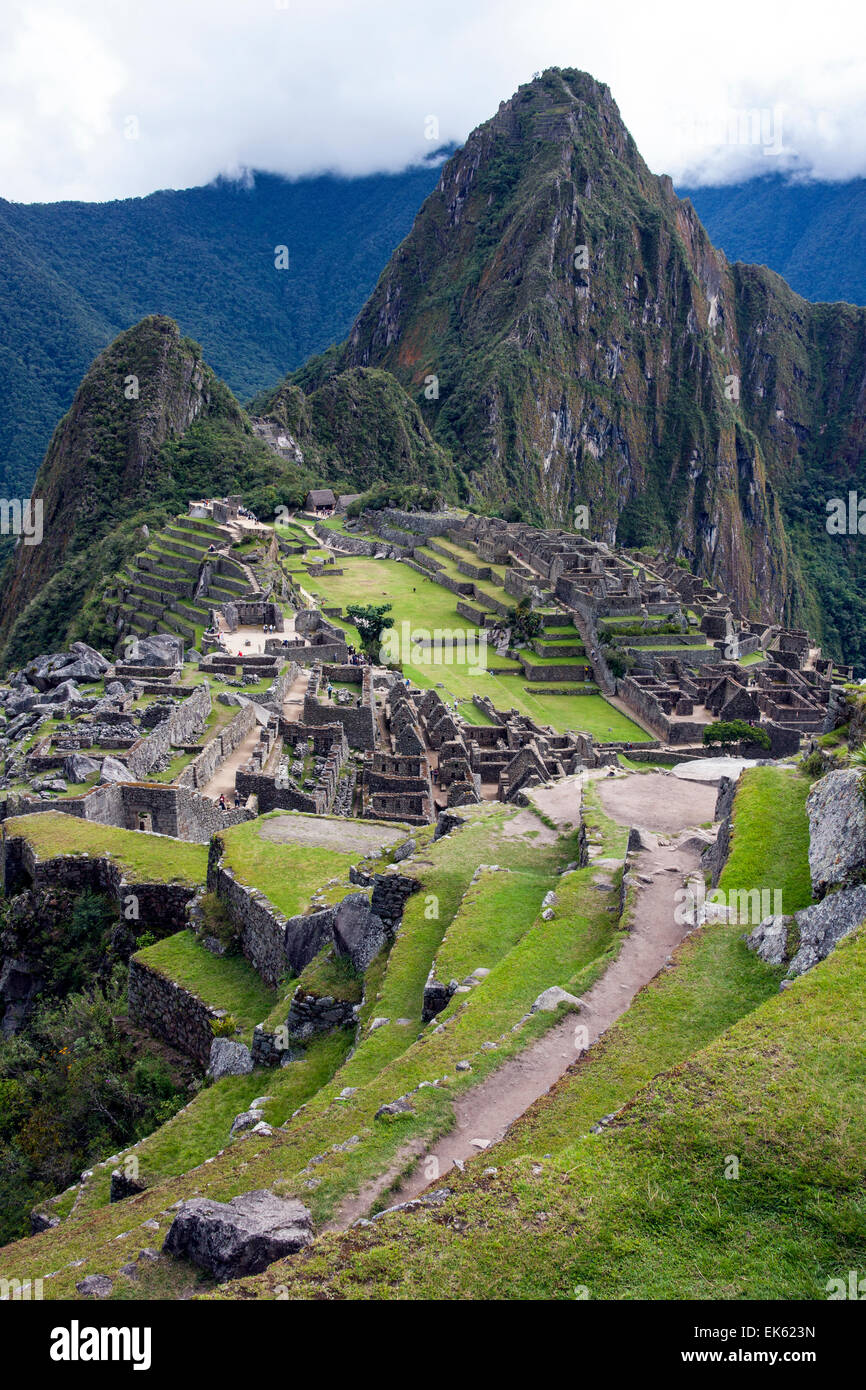 Die Inka-Zitadelle von Machu Picchu in Peru, Südamerika. Stockfoto