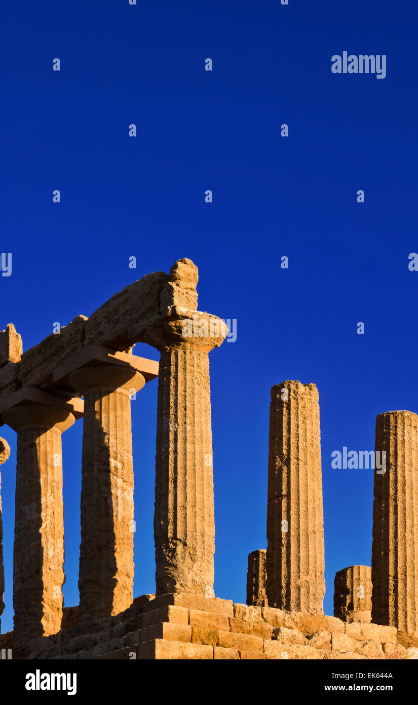 Italien, Sizilien, Agrigento, Tal der griechischen Tempel, Juno Temple (480-420 v. Chr.) Stockfoto
