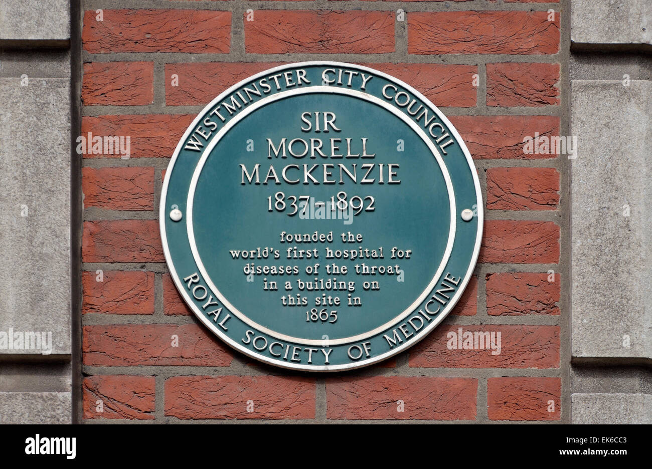London, England, Vereinigtes Königreich. Gedenktafel: Sir Morell Mackenzie 1837-1892 gegründet, der weltweit erste Klinik für Erkrankungen des die Stockfoto