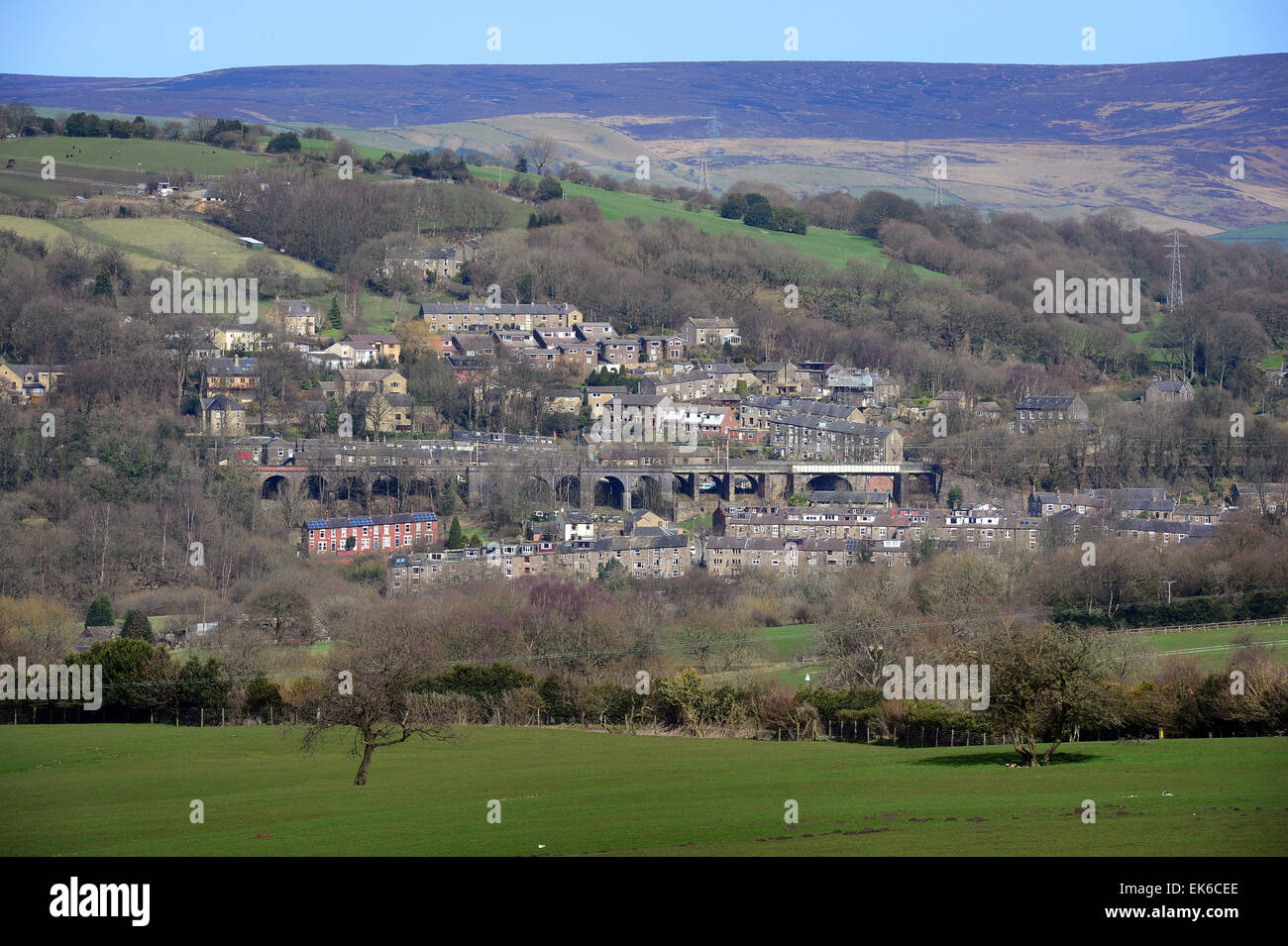 Broadbottom Dorf in Tameside, Greater Manchester, England, und steht auf dem Fluß Etherow westlich der Pennine Hills Stockfoto