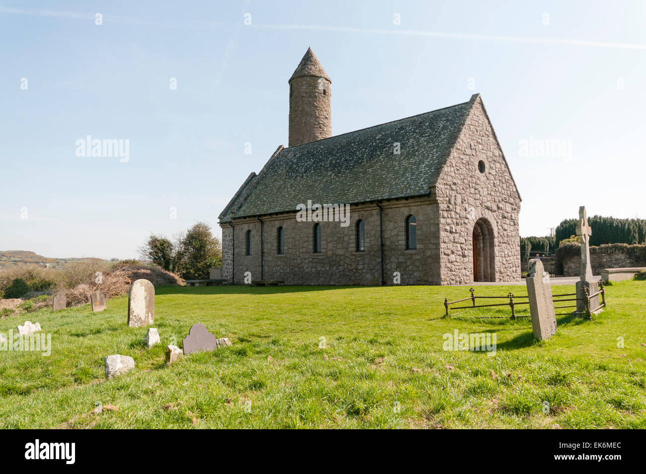 Saul Kirche, Downpatrick, Nordirland, die ursprünglich von Saint Patrick in 432 AD gegründet. Stockfoto