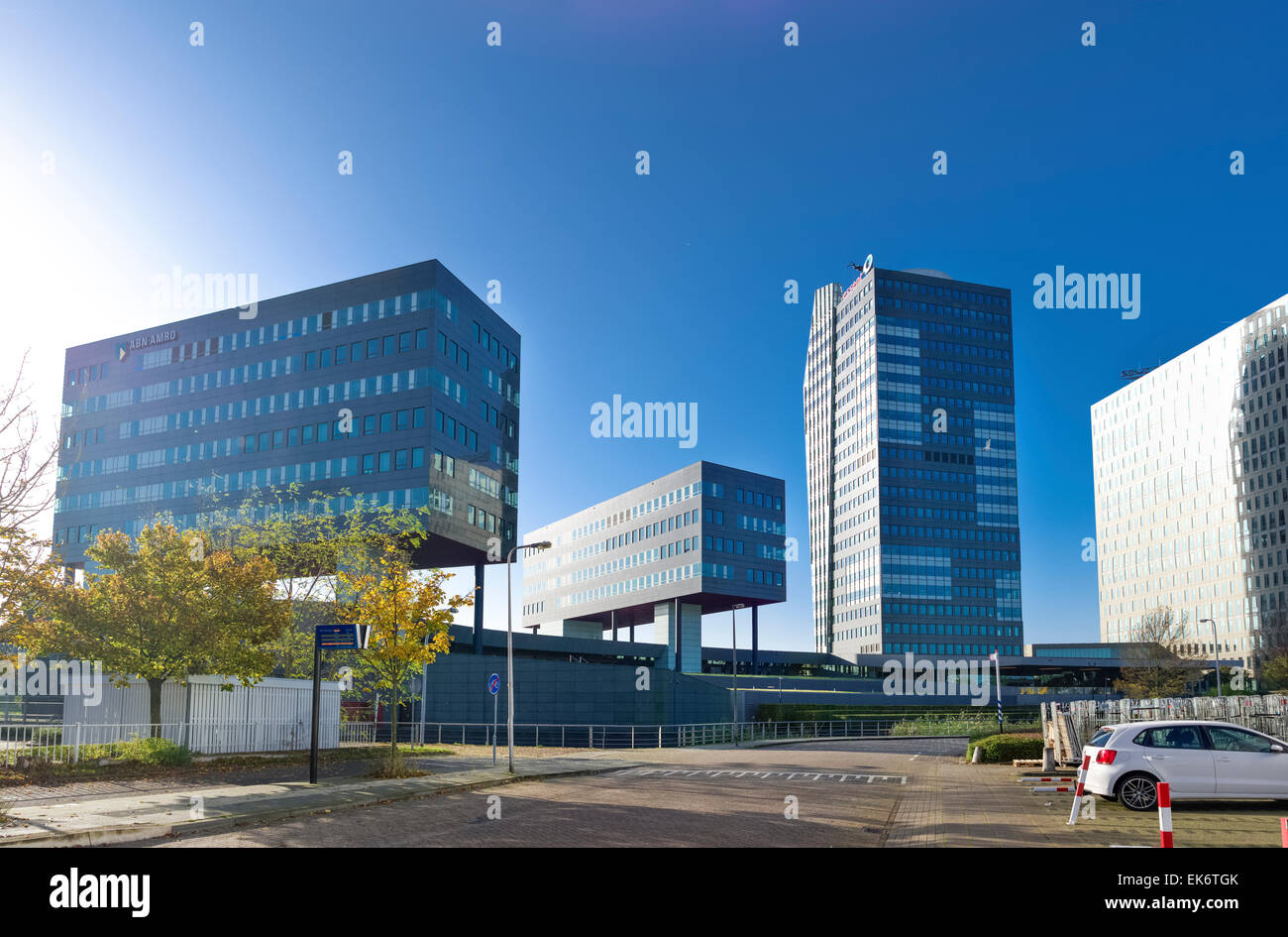 Moderne Bürogebäude in Zwolle, Niederlande. Zwolle ist die Hauptstadt der niederländischen Provinz Overijssel Stockfoto