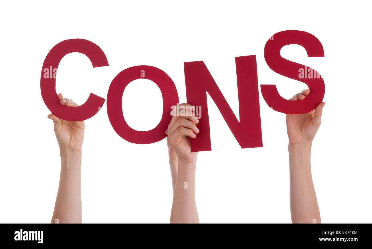 Viele kaukasische Menschen und Händen mit roten Buchstaben oder Zeichen Gebäude isoliert englische Wort Nachteile auf weißem Hintergrund Stockfoto