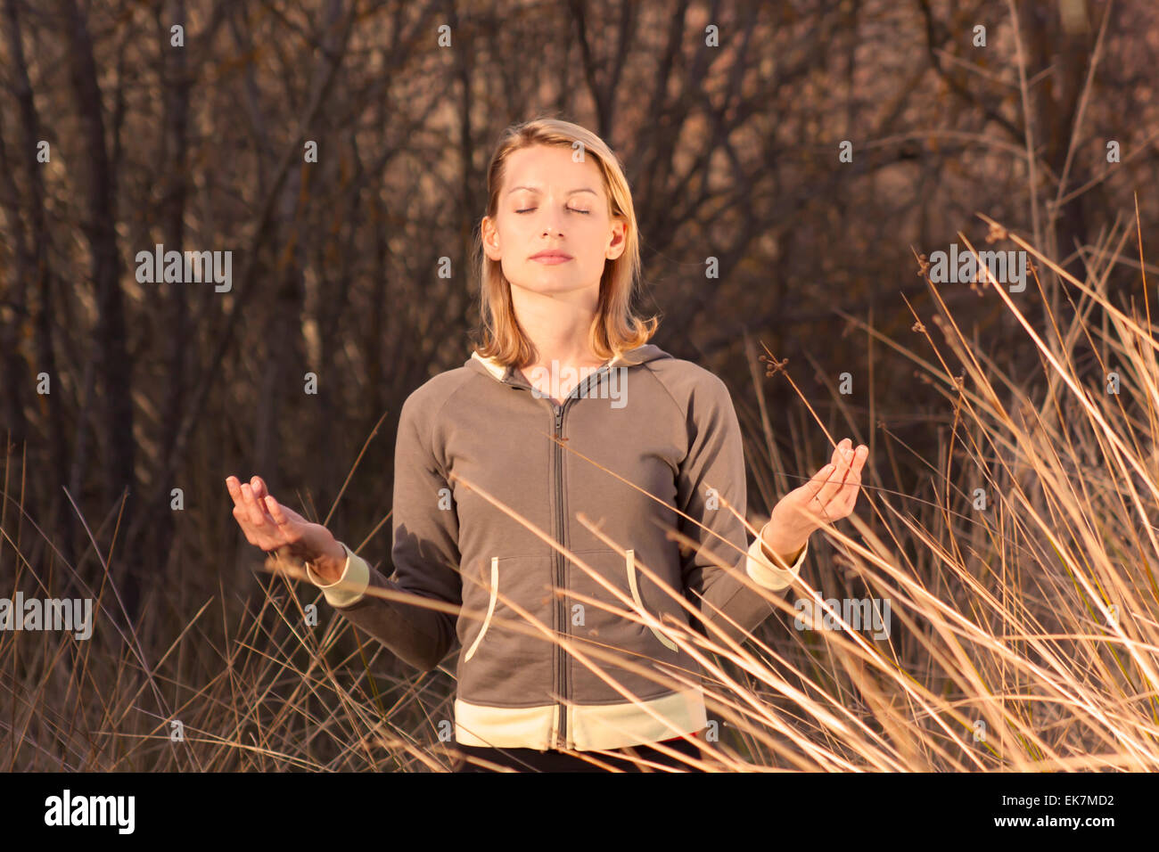 Frau, entspannend Stockfoto