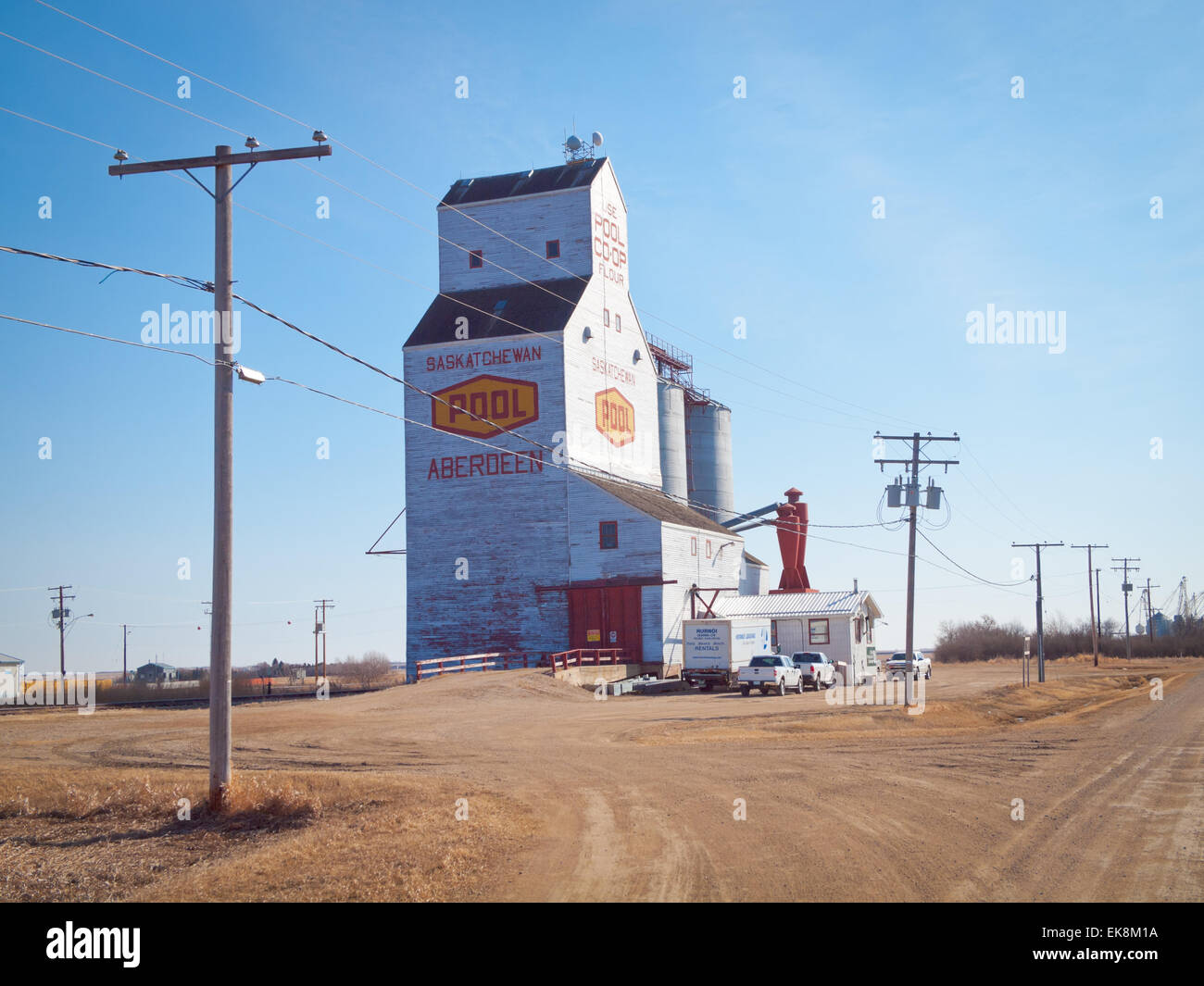Ein Blick auf die historischen, Saskatchewan Weizen Pool Getreidesilo in Aberdeen, Saskatchewan, Kanada. Stockfoto