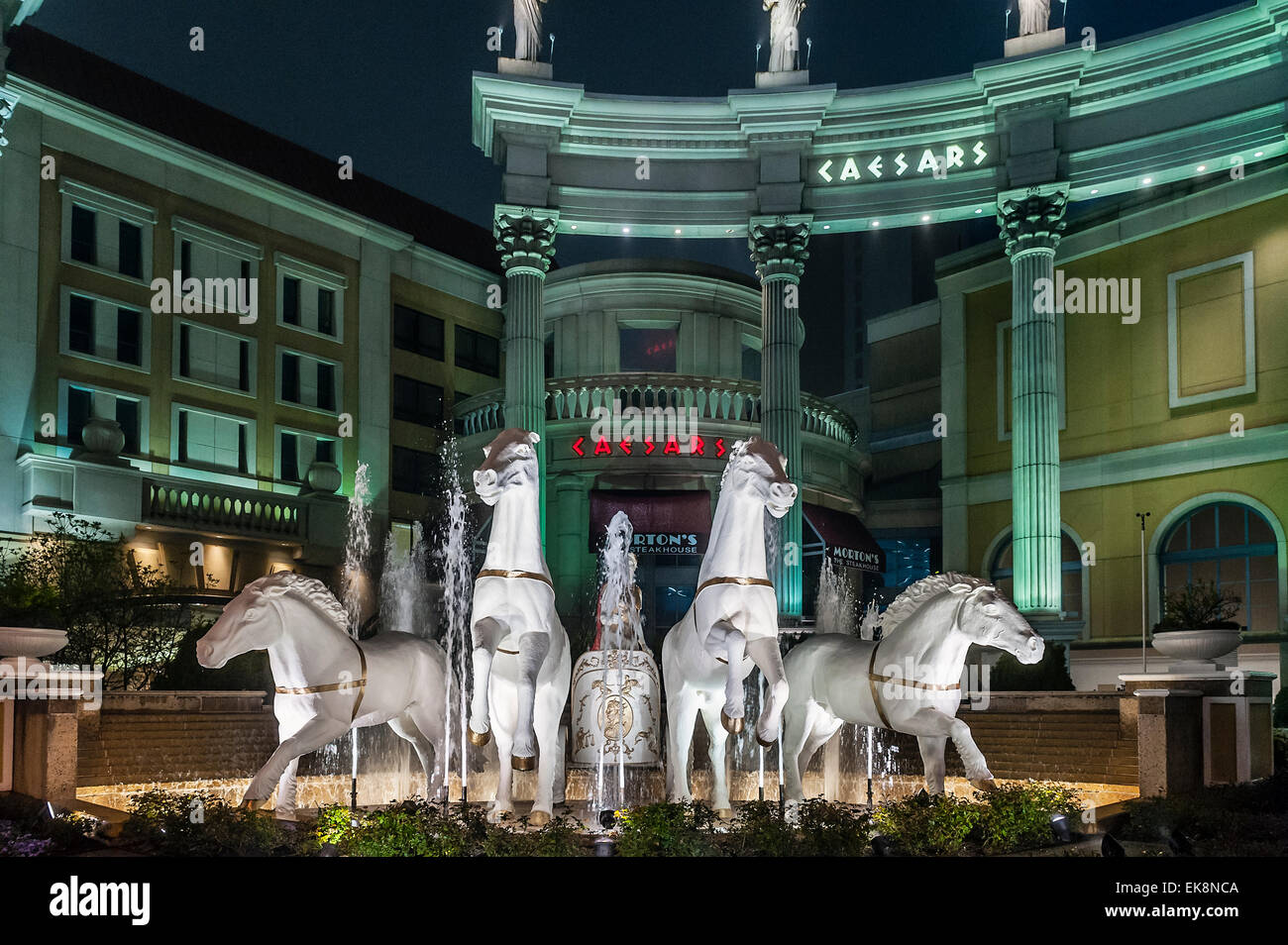 Aussenansicht Brunnen in Caesars, Trump Plaza Casino, Atlantic City, New Jersey, New Jersey, USA Stockfoto