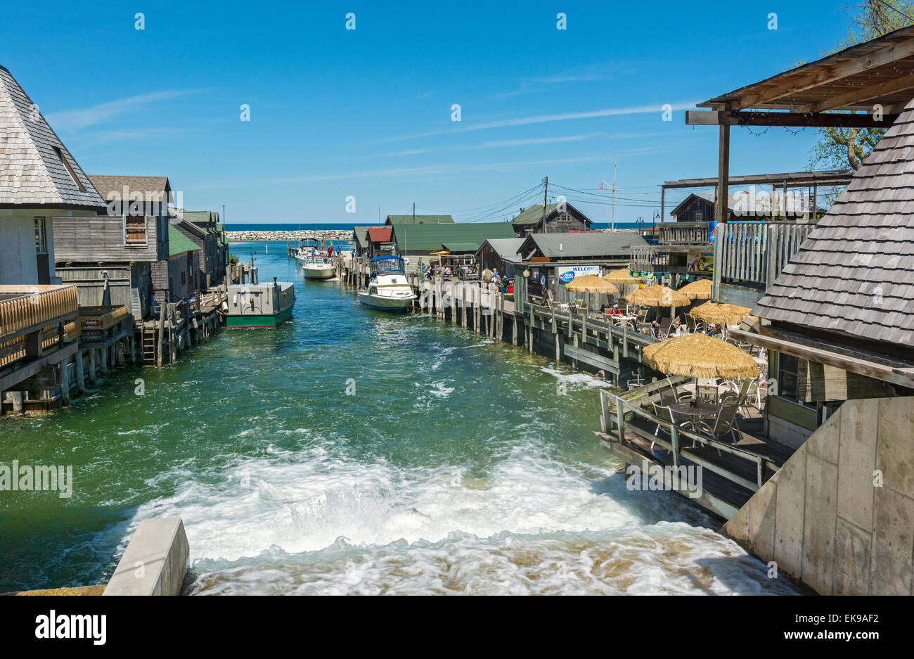 Michigan, Leelanau County, Leland Historic District aka Fishtown Lealand (aka Karpfen) fließt in See Michigan Stockfoto