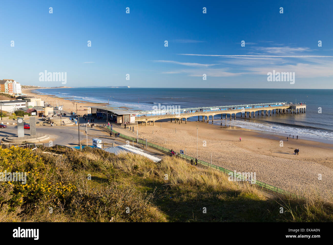 Mit Blick auf Boscombe Pier in der Nähe von Bourneouth Dorset England UK Europe Stockfoto