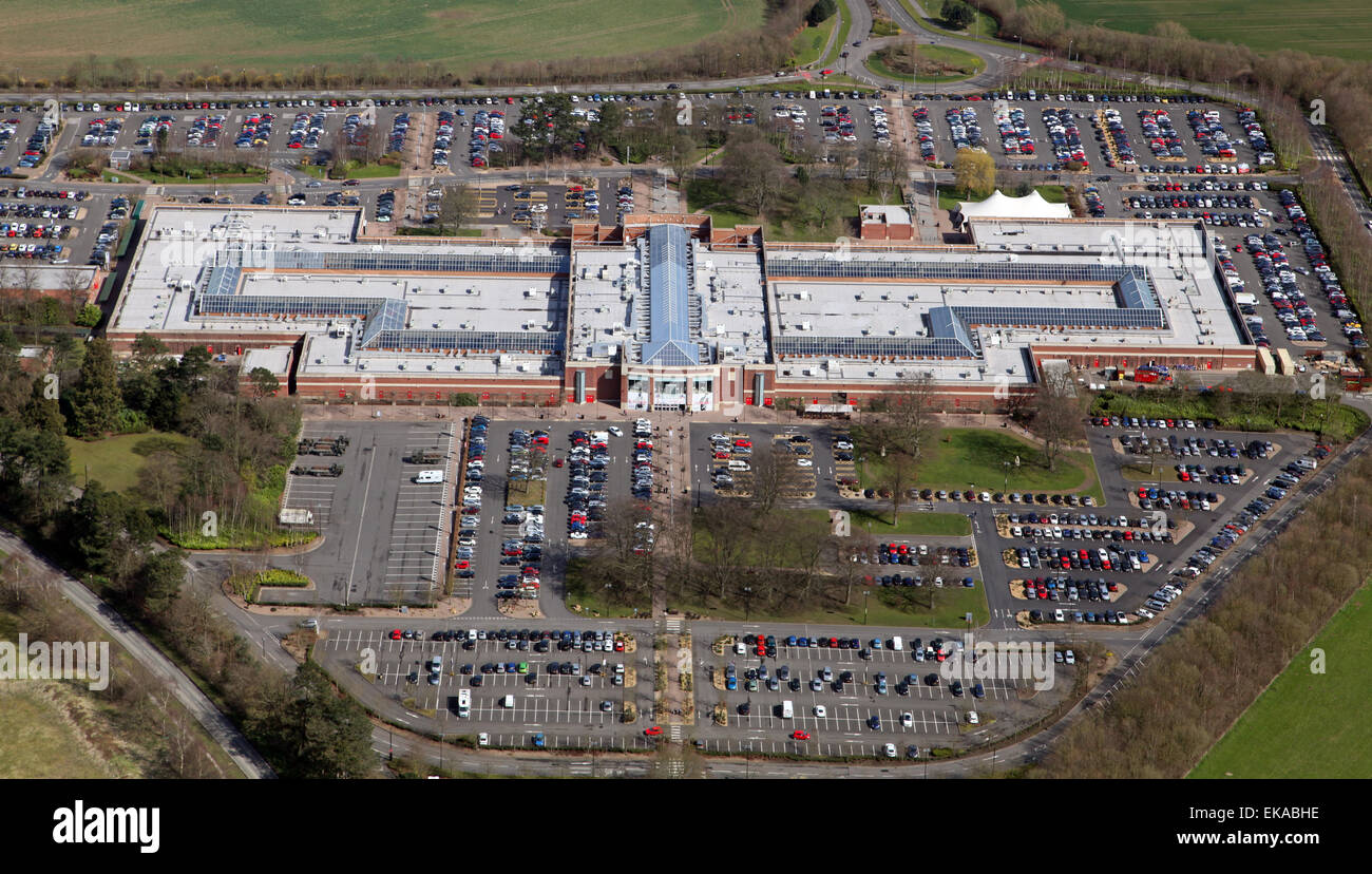 Luftaufnahme von York Designer Outlet (McArthur Glen) in der Nähe von York, UK Stockfoto