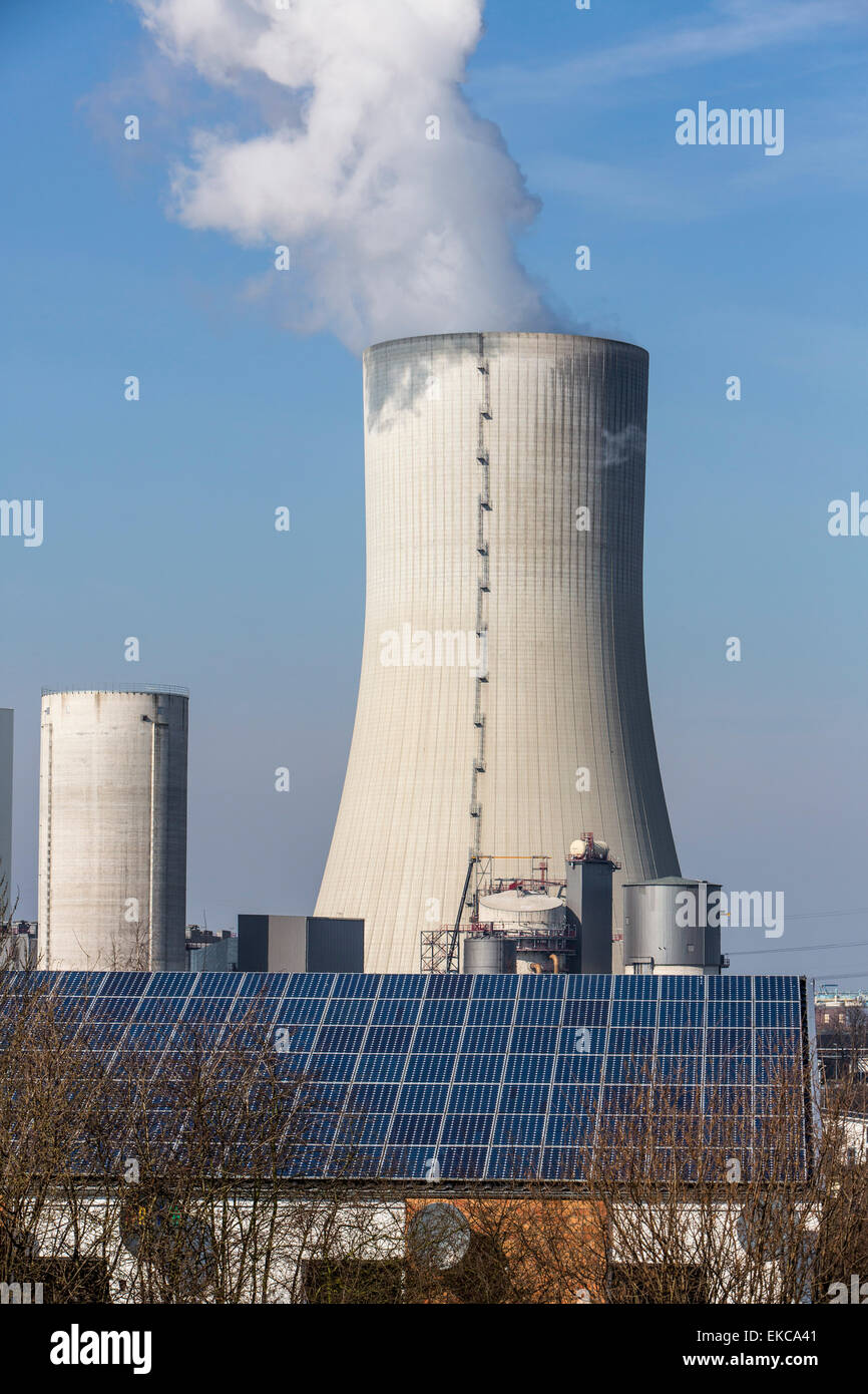 Kohle-Kraftwerk Lünen, Deutschland, betrieben von Trianel, am Datteln-Hamm-Kanal, produziert es Strom und Fernwärme Stockfoto