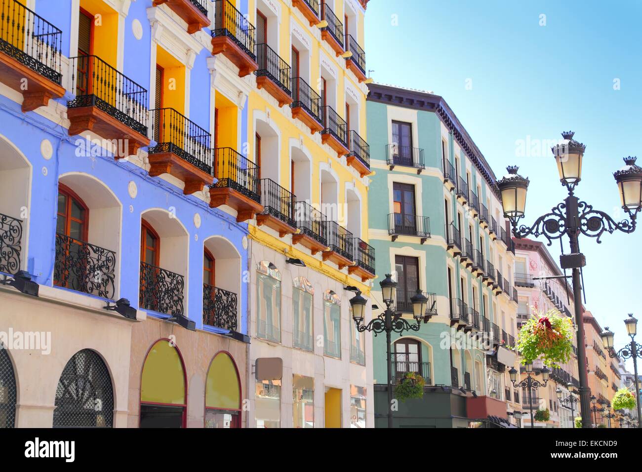 Zaragoza-Stadt Spanien Alfonso ich Straße Coloful Gebäude Stockfoto