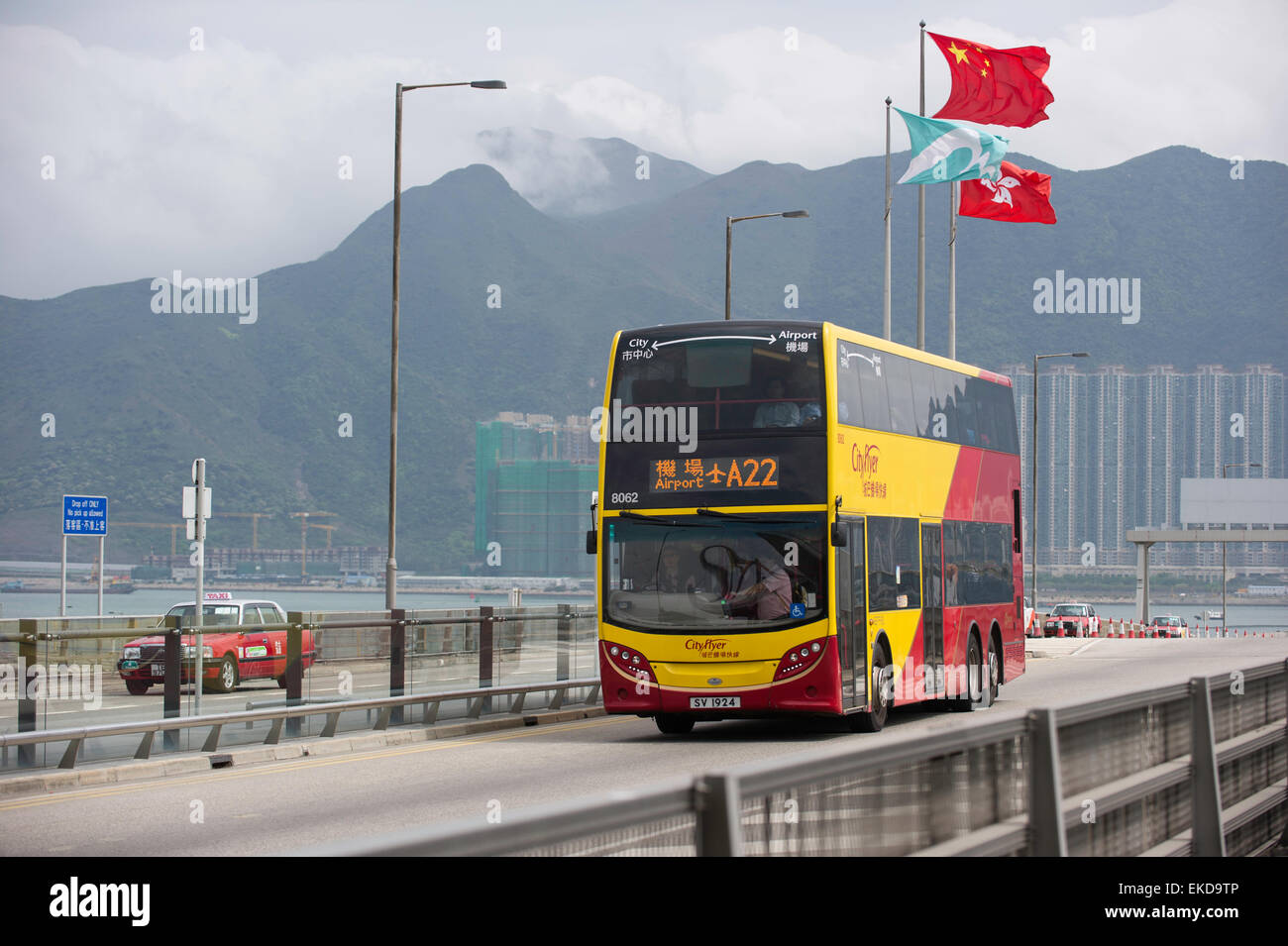 Flughafen-Bus, Ankunft am Hong Kong International Airport Stockfoto