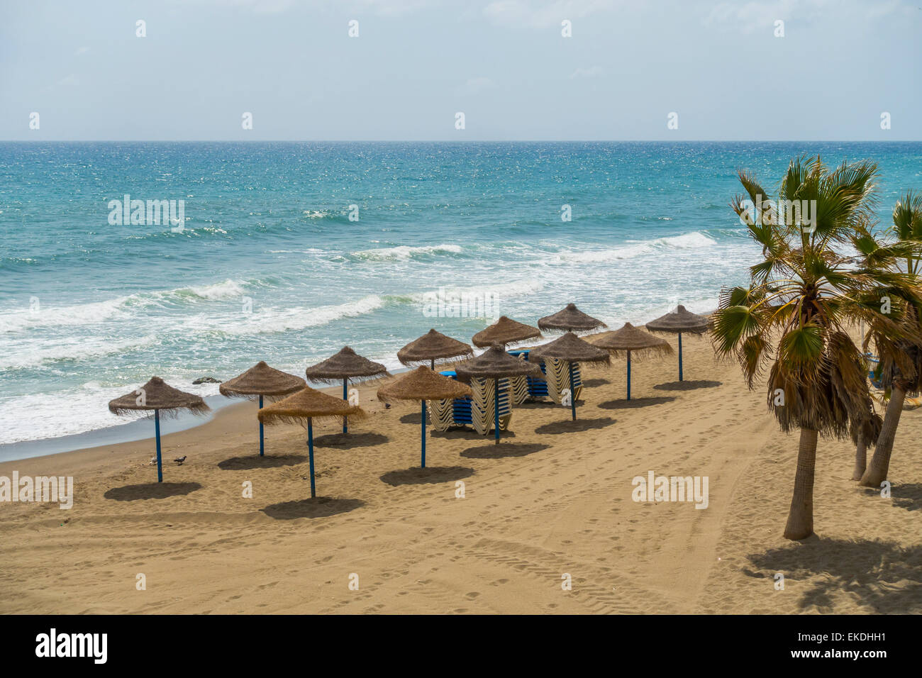 Windgepeitschte Leere Spanische Strand Marbella Spanien Stockfoto