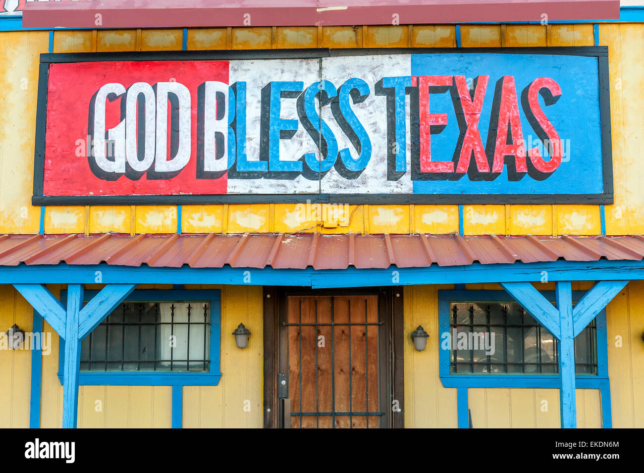 "Gott Texas' Banner entlang der historischen Route 66 segnen. Amarillo. Texas. USA Stockfoto