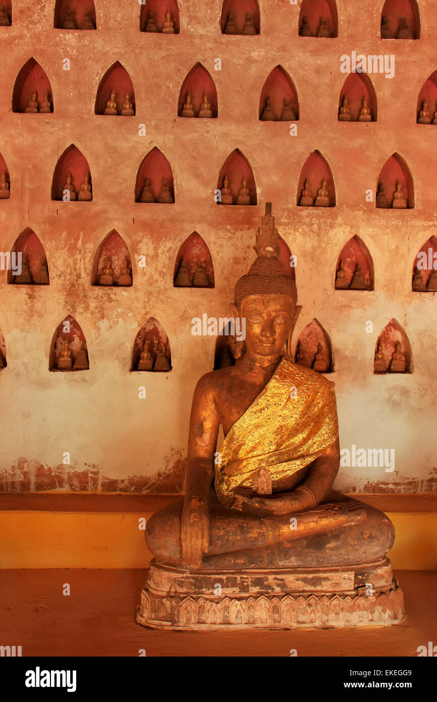 Buddhastatuen im Wat Si Saket, Vientiane, Laos, Südostasien Stockfoto
