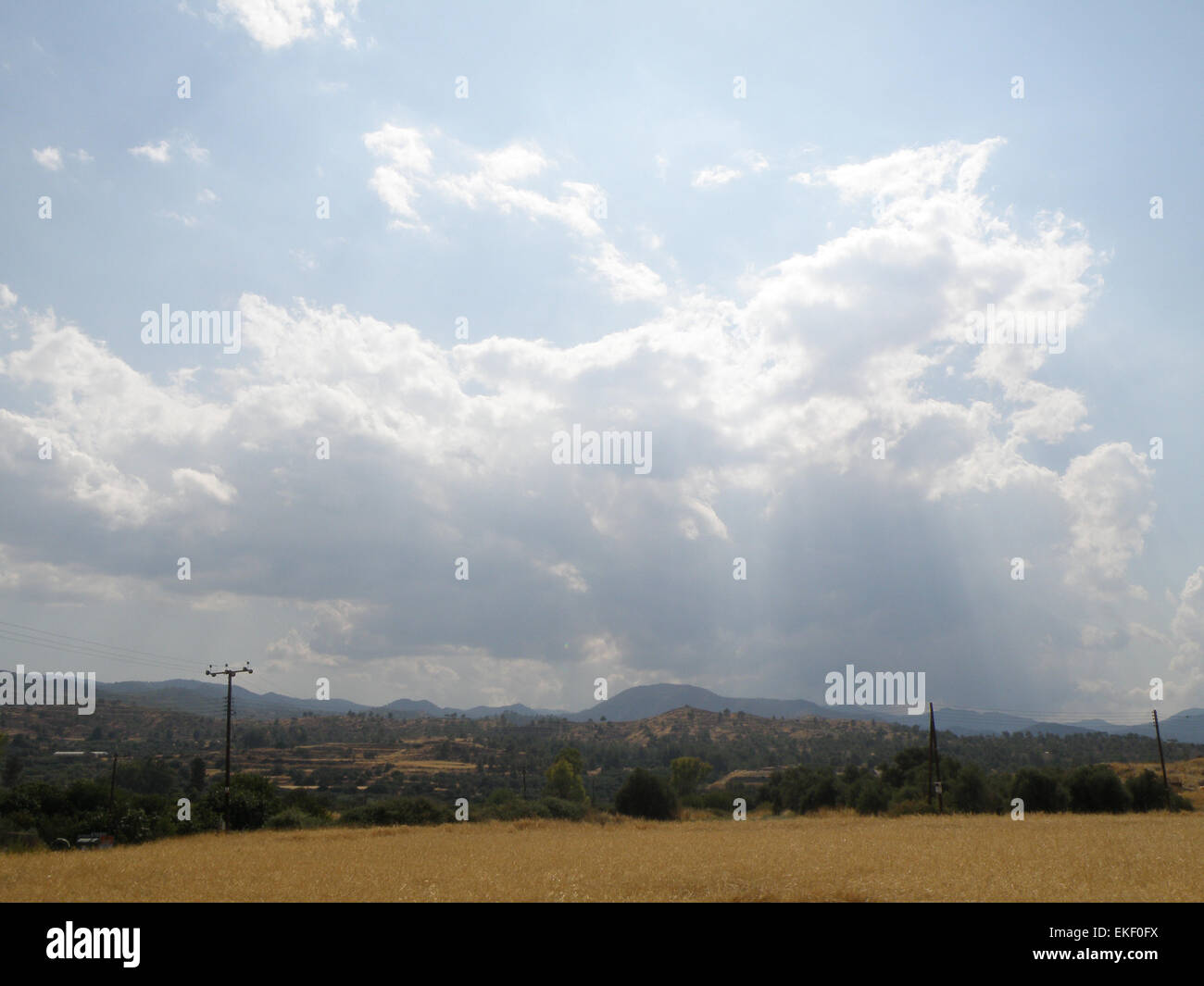 bewölkter Himmel Stockfoto