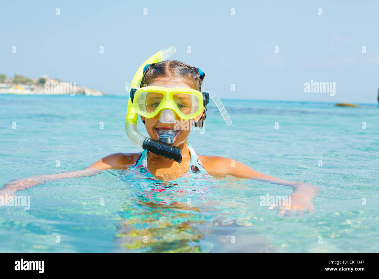 Das Mädchen im Scuba-Maske Stockfoto