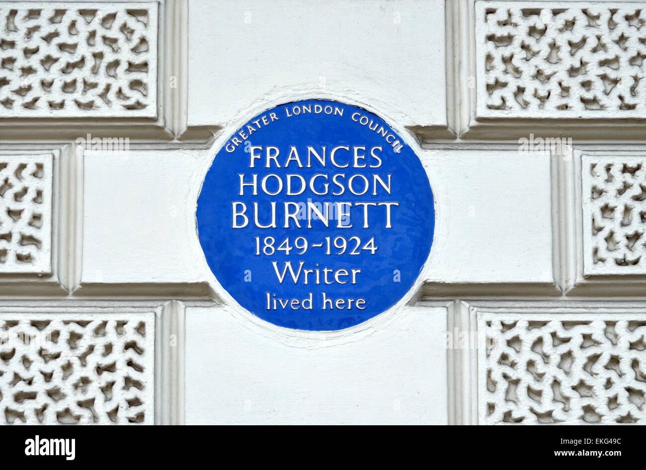 London, England, Vereinigtes Königreich. Blaue Gedenktafel: Frances Hodgson Burnett, 1849-1924, Schriftsteller, lebte hier. 63 Portland Place Stockfoto