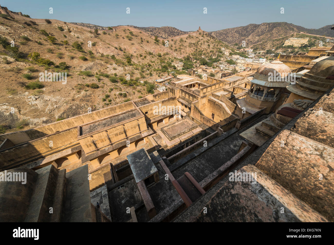 Blick von den Zinnen des Amber Fort in Jaipur, Rajasthan, Indien Stockfoto
