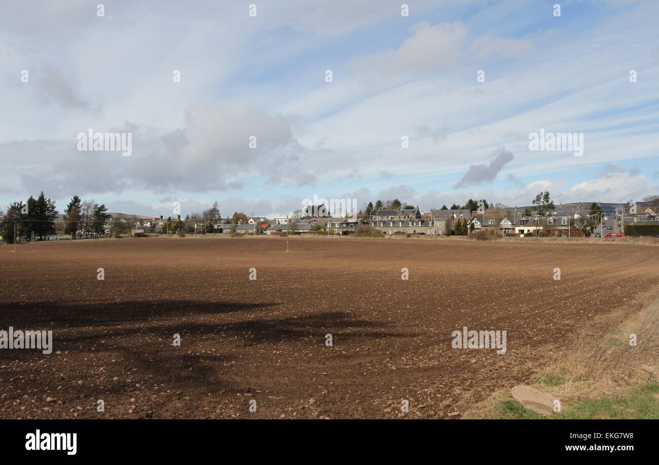 Dorf von Birkhill mit Äckern Schottland April 2015 Stockfoto