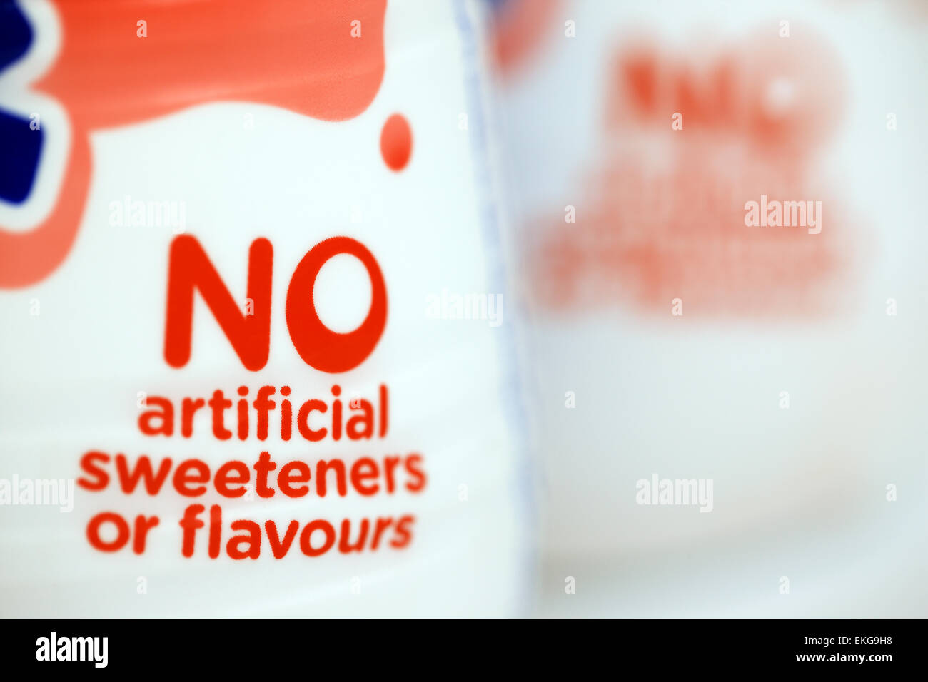 Keine künstlichen Süßstoffe oder Aromen auf Flaschen Yazzo Milchshakes geschrieben Stockfoto