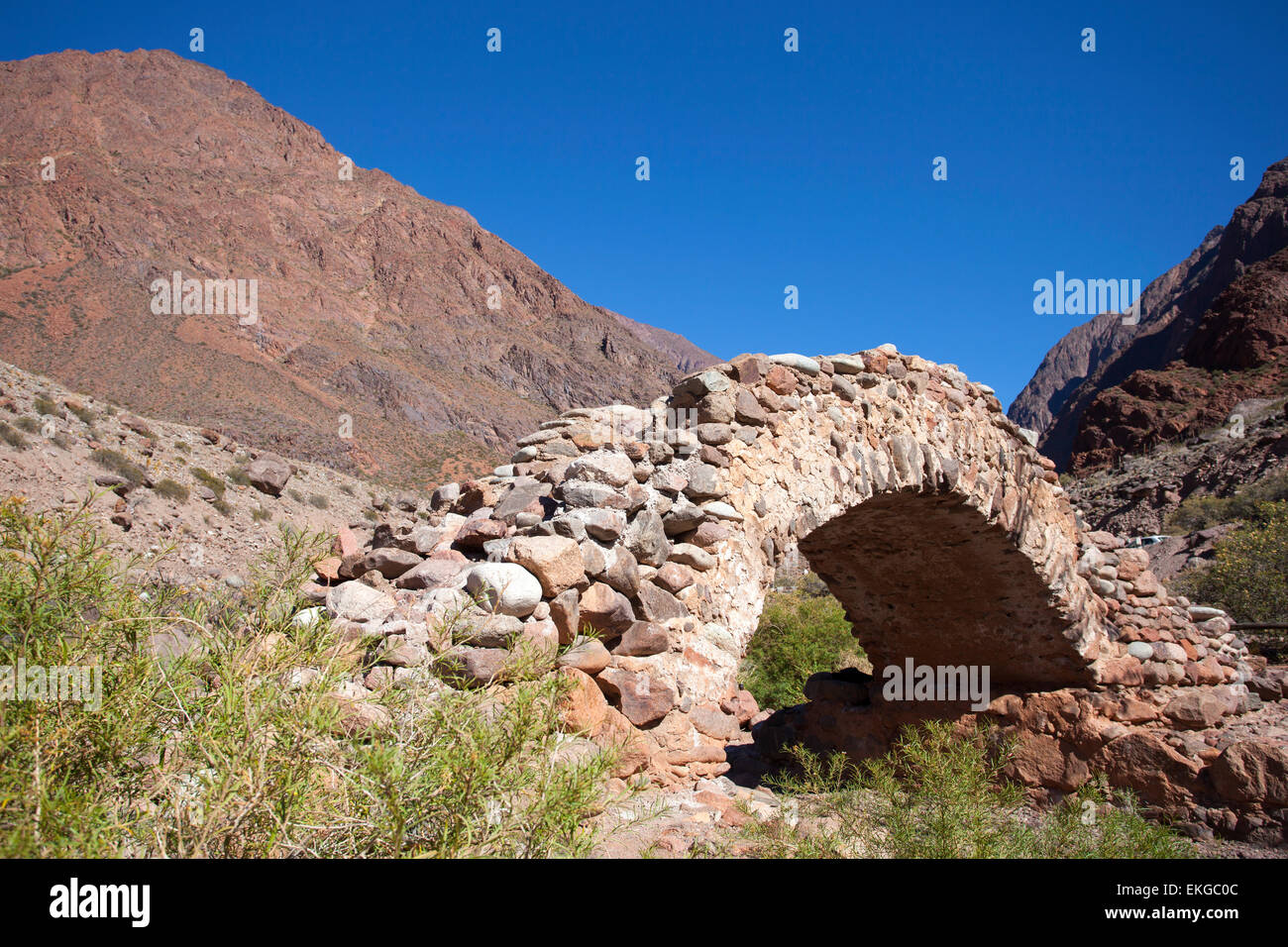 Picheuta Brücke, Anden. In der Nähe von Mendoza, Argentinien. Stockfoto