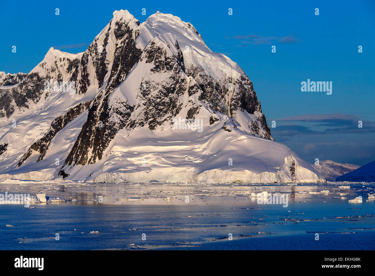 Landschaft in den Lemaire-Kanal auf der antarktischen Halbinsel in der Antarktis. Stockfoto