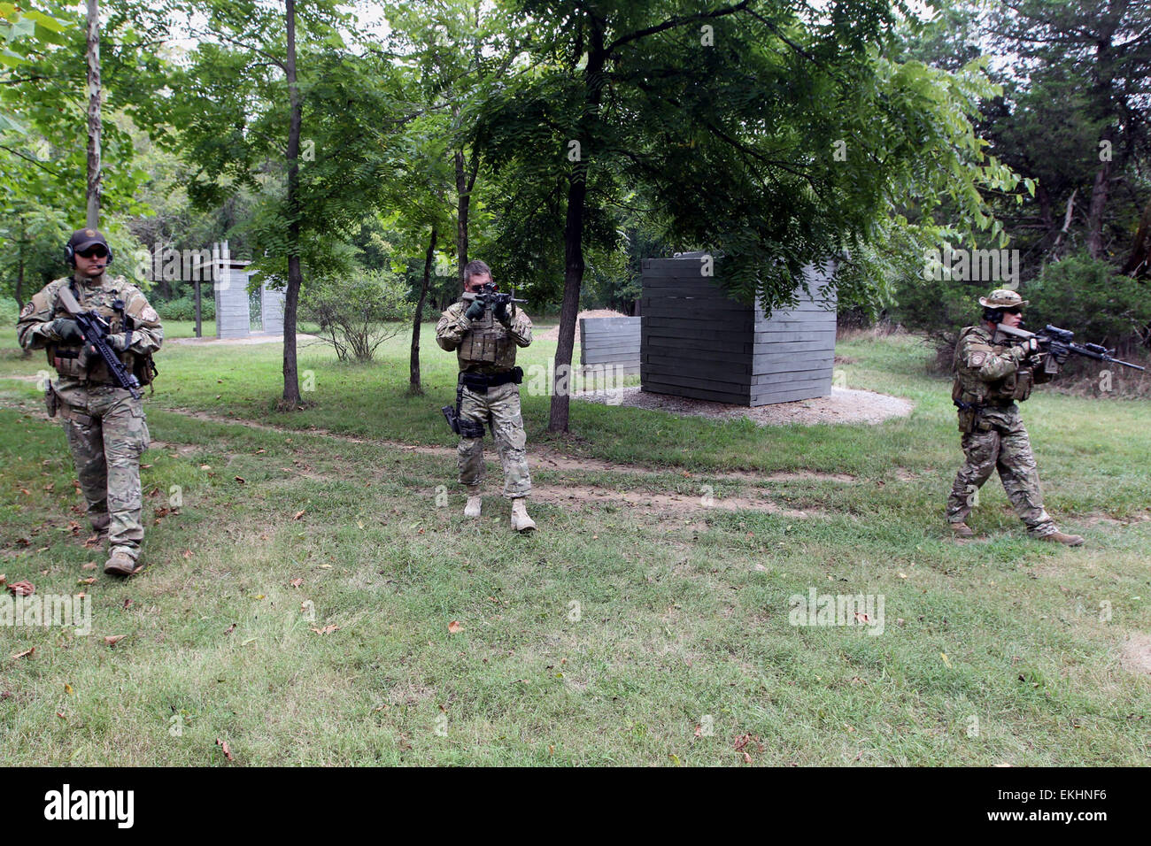 Die CBP Quick Reaction Force (QRF) führte ein taktisches Training im Advanced Training Center in Harper's Ferry, West Virginia durch, wobei Gewehre und spezielle Team-Taktiken eingesetzt wurden, um sich auf Operationen mit hohem Risiko vorzubereiten. Stockfoto