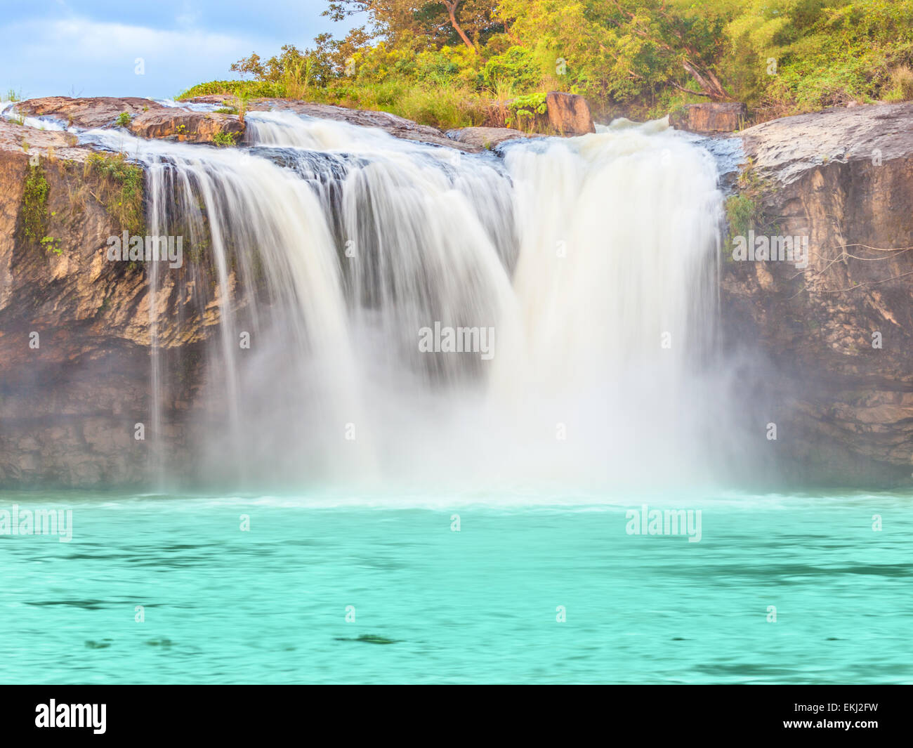 Schöne trockene Sap Wasserfall in Vietnam. Panorama Stockfoto