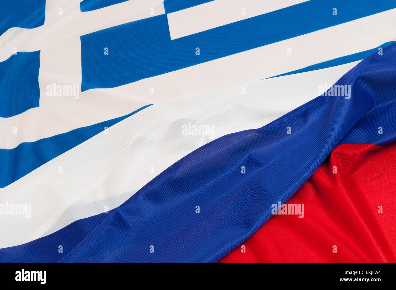 Nahaufnahme von Fahnen Russland und Griechenland Stockfoto