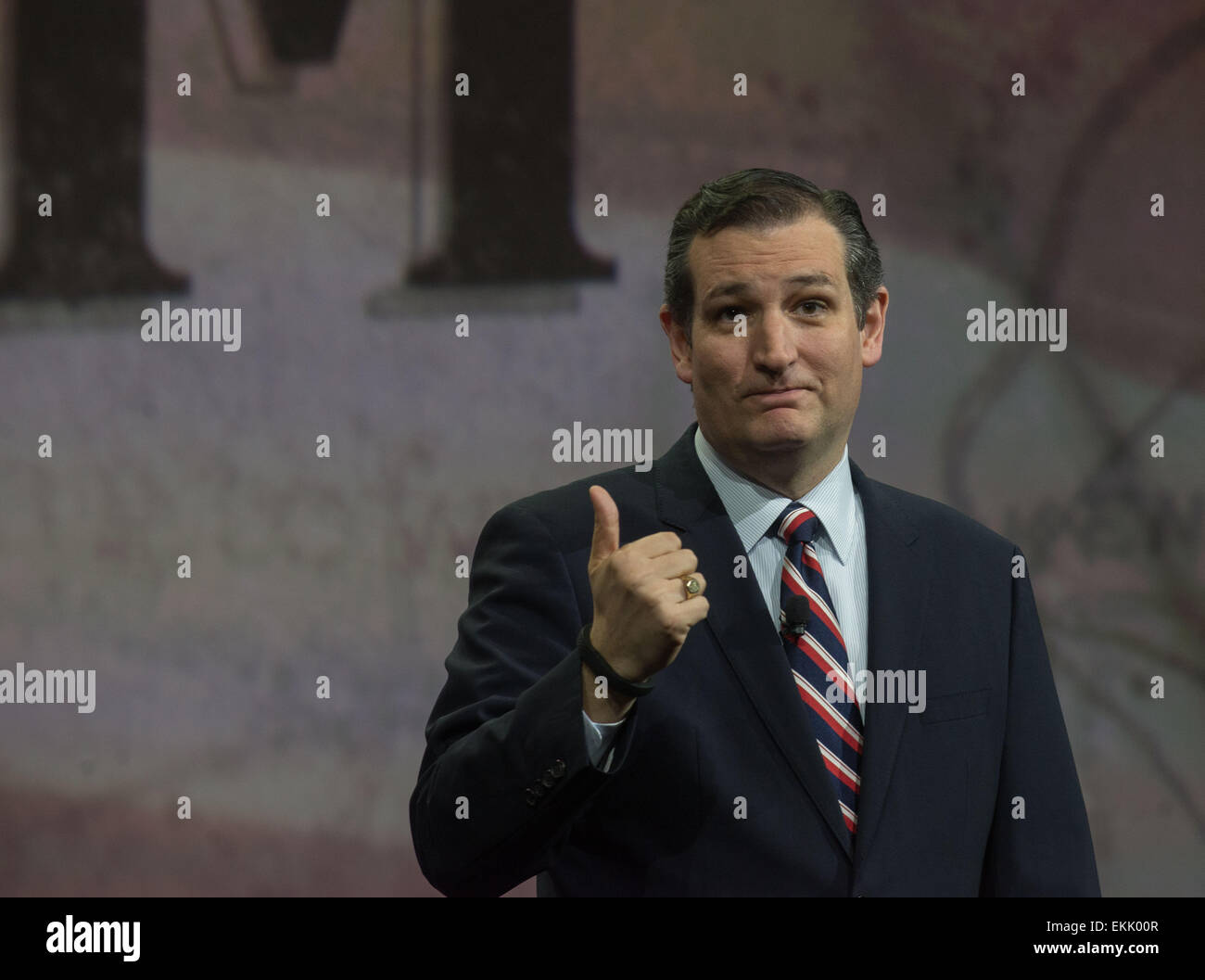 Nashville, Tennessee, USA, 10. April 2015. Senator Ted Cruz erklärt seine Hoffnungen für die Zukunft in Amerika und seine Liebe zu der 2. Änderung. 10. April 2015. © Zach D Roberts/ZUMA Wire/ZUMAPRESS.com/Alamy Live News Bildnachweis: Zach D Roberts/ZUMA-Wire/ZUMAPRESS.com/Alamy-Live-Nachrichten Stockfoto