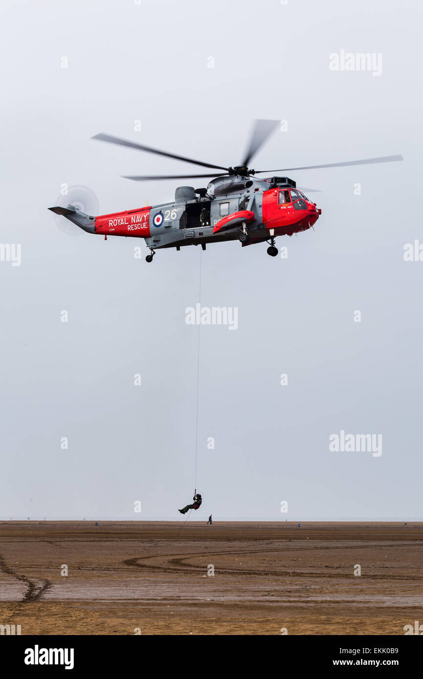 Royal Navy Seaking auf der Southport Airshow. Stockfoto