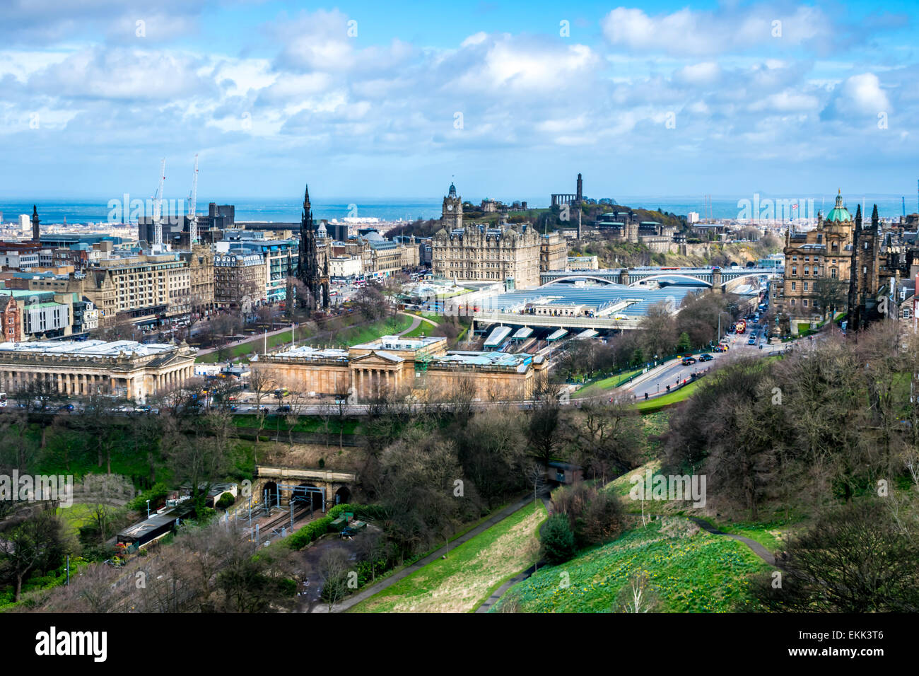 Die Aussicht vom Edinburgh Castle in Richtung Calton Hill Stockfoto