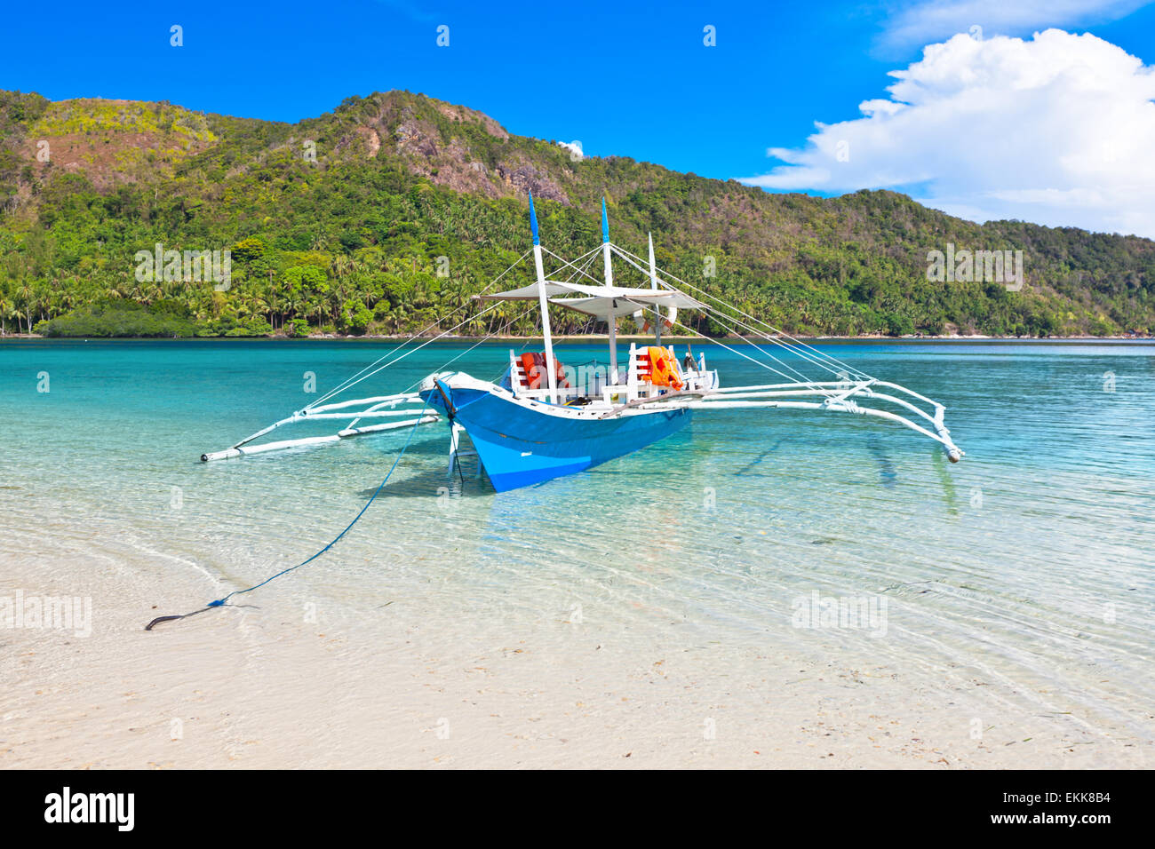 Traditionelle Filipino Bangka Boot auf der Schlangeninsel Stockfoto
