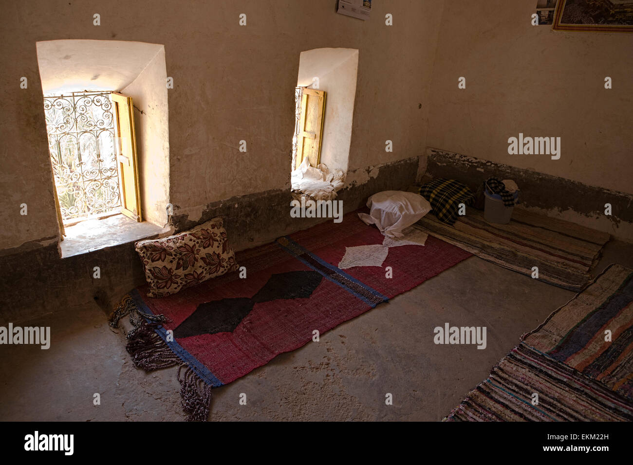 Traditionelle Ksar Ait Ben Haddou Schlafraum, Marokko Stockfoto