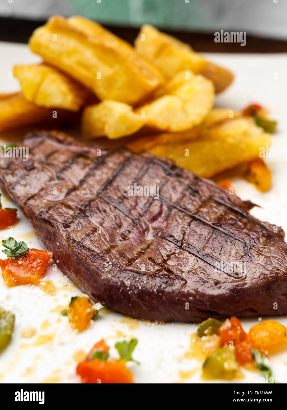 Steak und Pommes frites Stockfoto