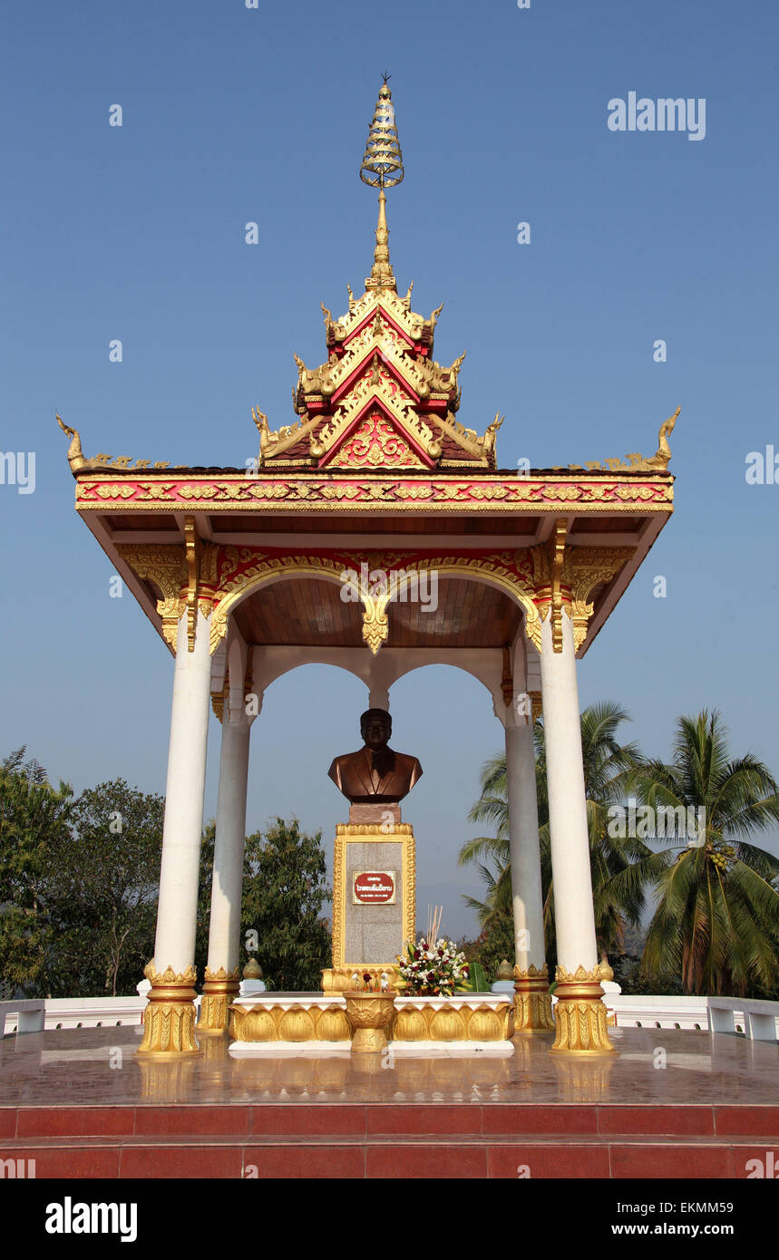 Denkmal für Präsident Kaysone Phomvihane in Luang Prabang in Laos Stockfoto