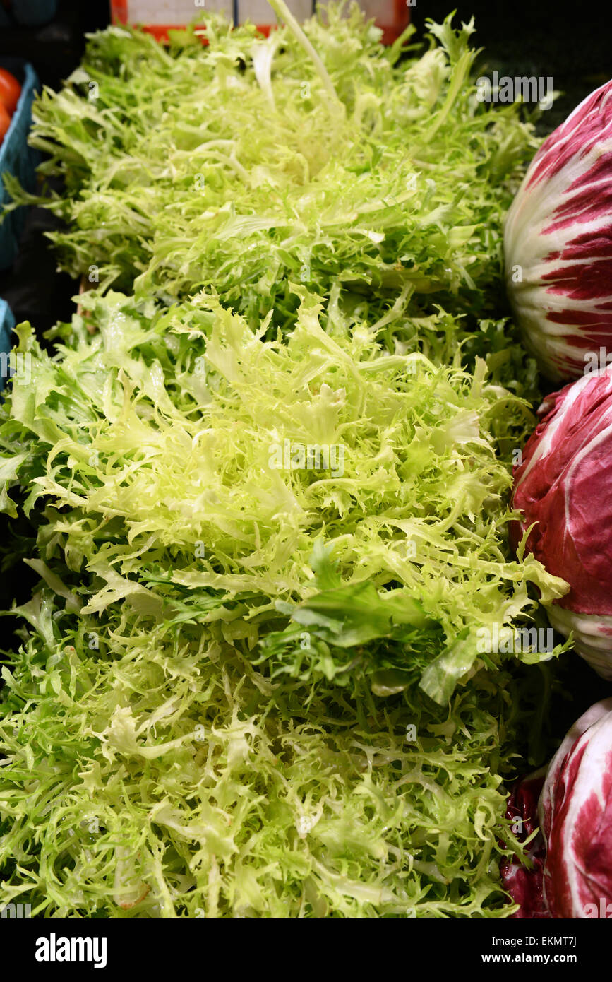 Gemüse auf dem Display an Pikes Place Market in Seattle, Washington, USA. Stockfoto