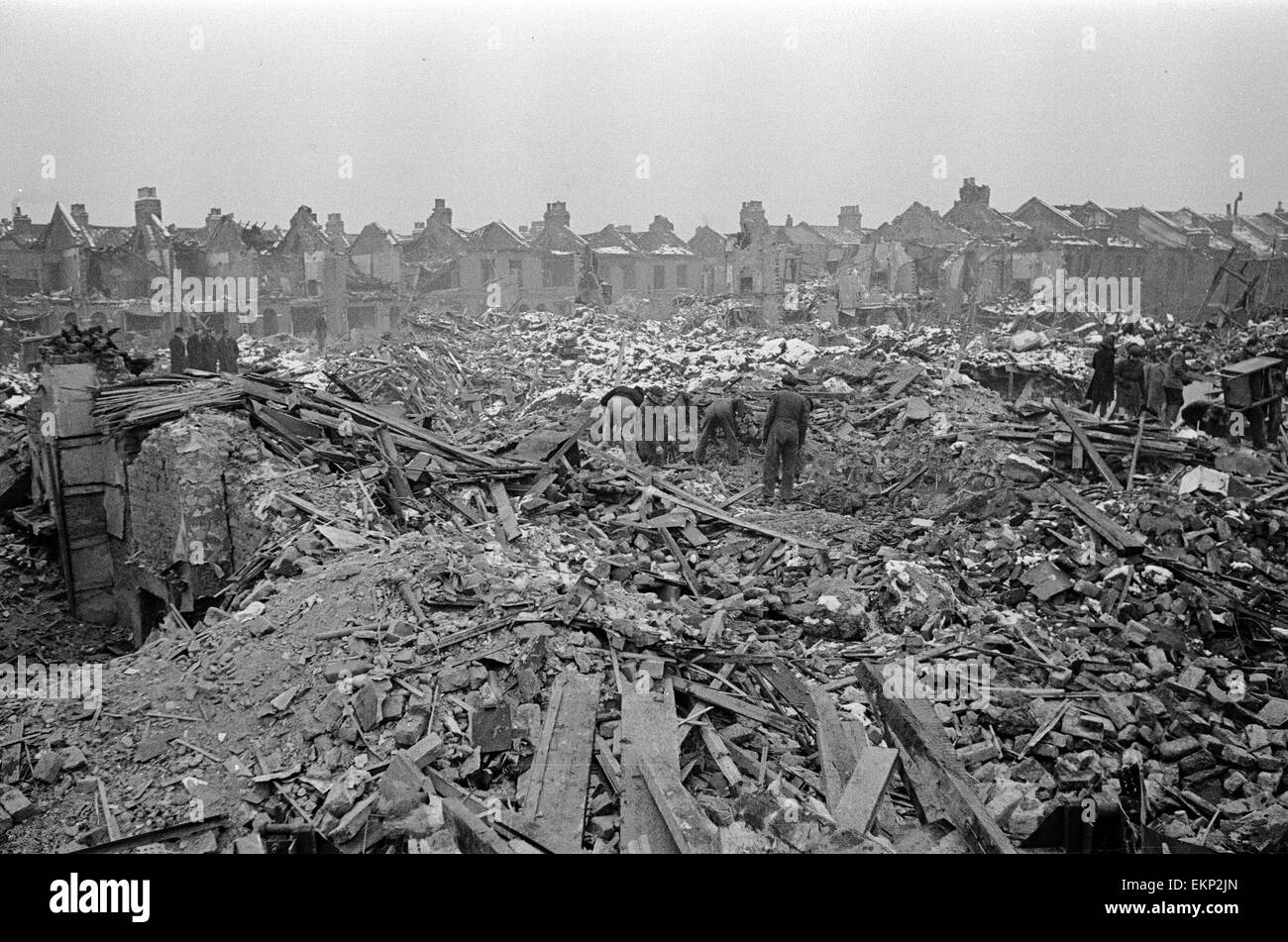 V2-Rakete Vorfall bei Tewkesbury, Seven Sisters. 60 Häuser zerstört, 900 Menschen obdachlos. 20. Januar 1945. Stockfoto