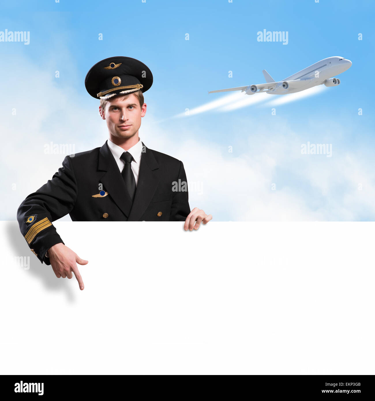 Pilot in Form einer leeren Plakatwand zu halten Stockfoto