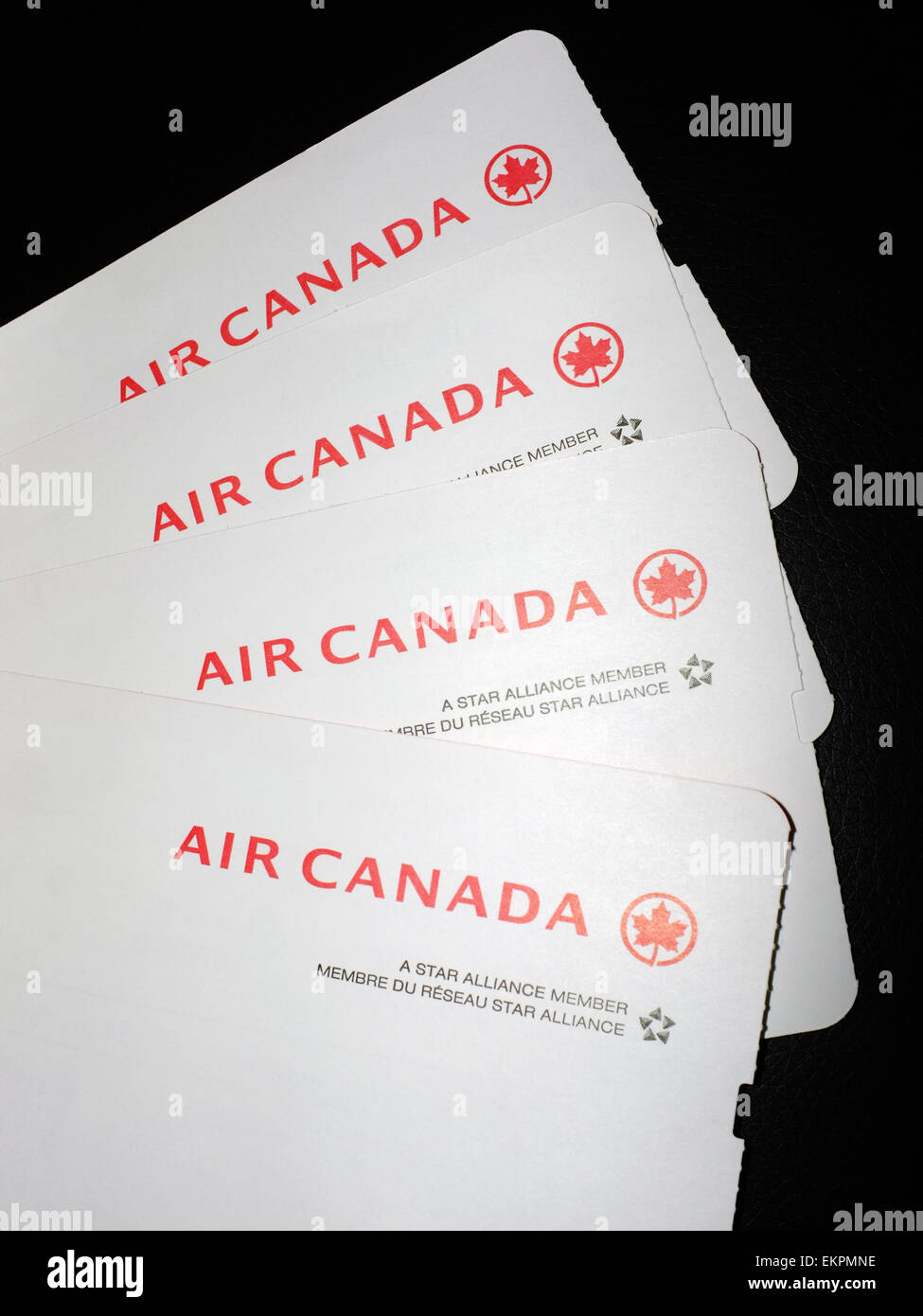 Eine Reihe von Air Canada Tickets von Toronto nach Johannesburg über Frankfurt Flughafen. Stockfoto